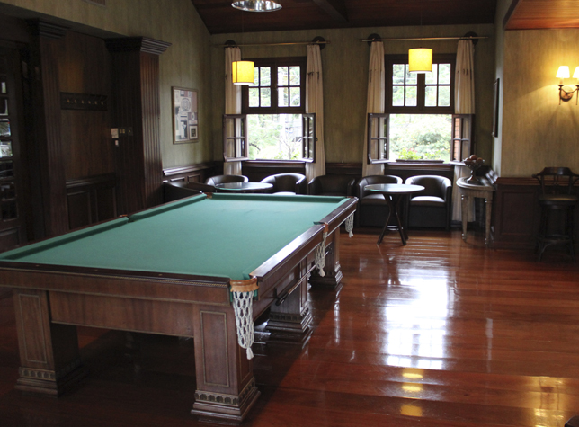 Sala de jogos com sinuca e pebolim - Picture of Ecco Capricornio,  Caraguatatuba - Tripadvisor